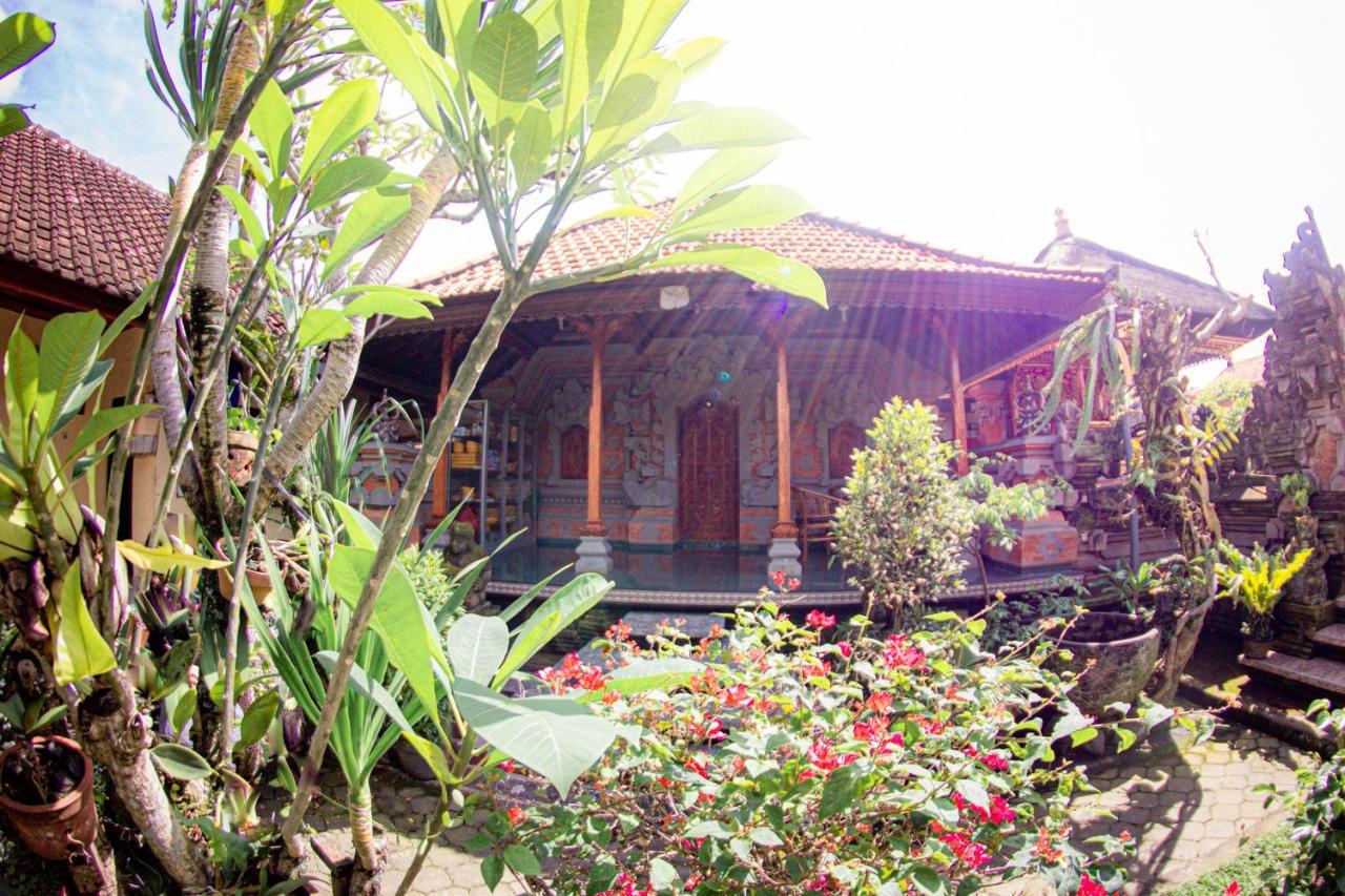 Rayshiva Homestay อูบุด ภายนอก รูปภาพ